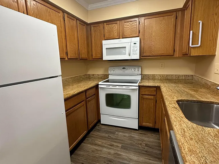 10465 Dylan Pl — Photo 7