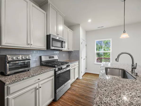 2605 Grantham Place Dr, Fort Mill, SC 29715