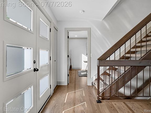 4th image of 2141 Hickory Leaf Ct N