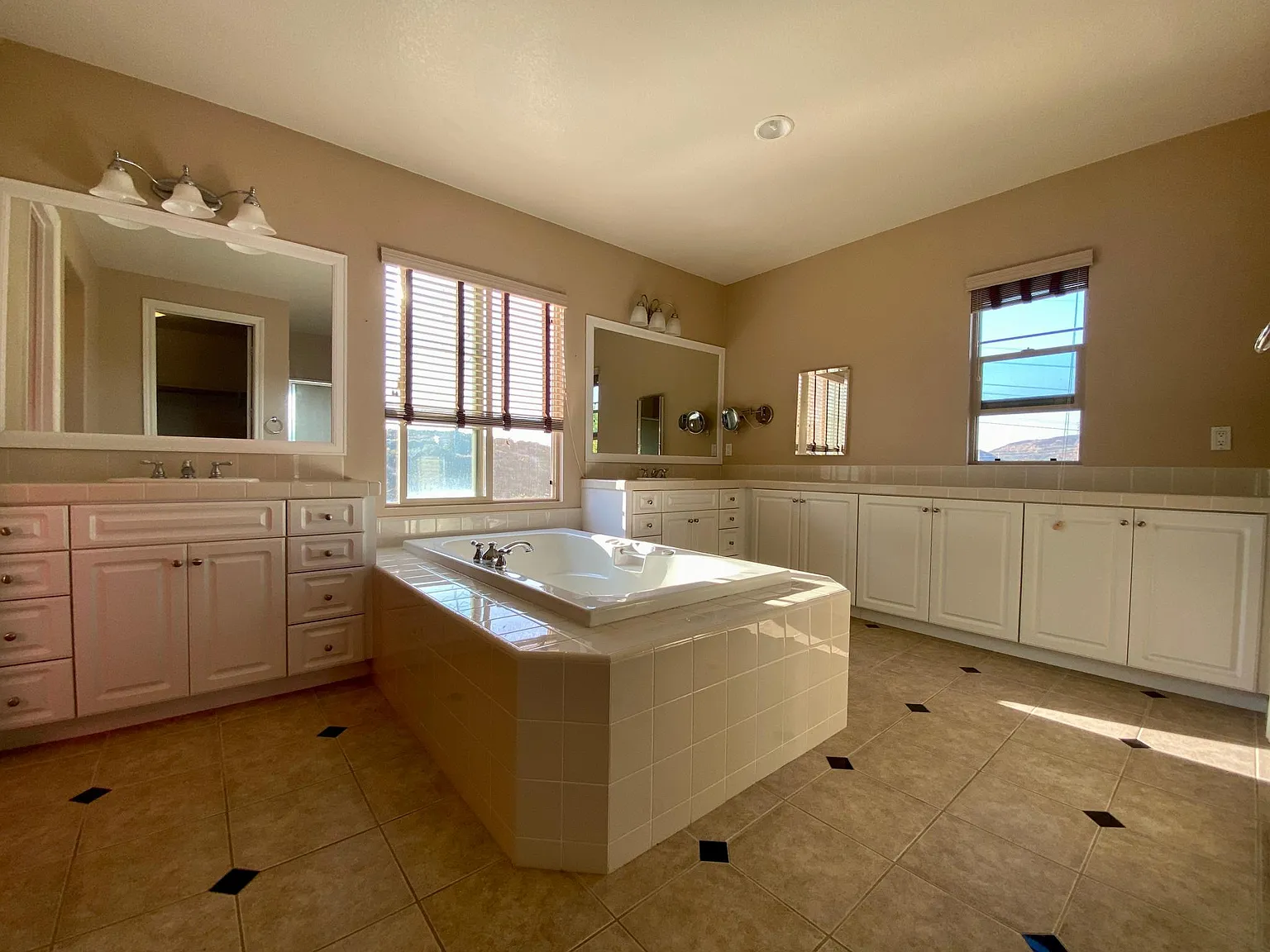 2750 Dove Tail Dr — Photo 4