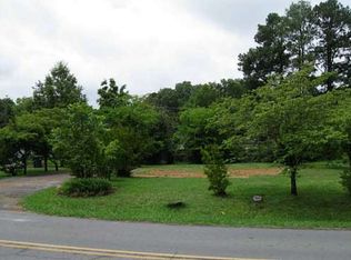 309 Peters St, Calhoun, GA 30701