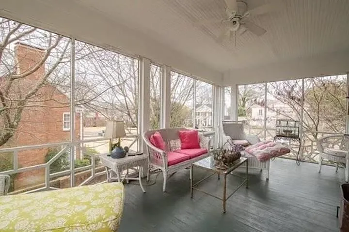 2906 Tishomingo Ln — Photo 25