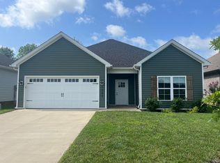 1083 County House Ln, Bowling Green, KY 42101