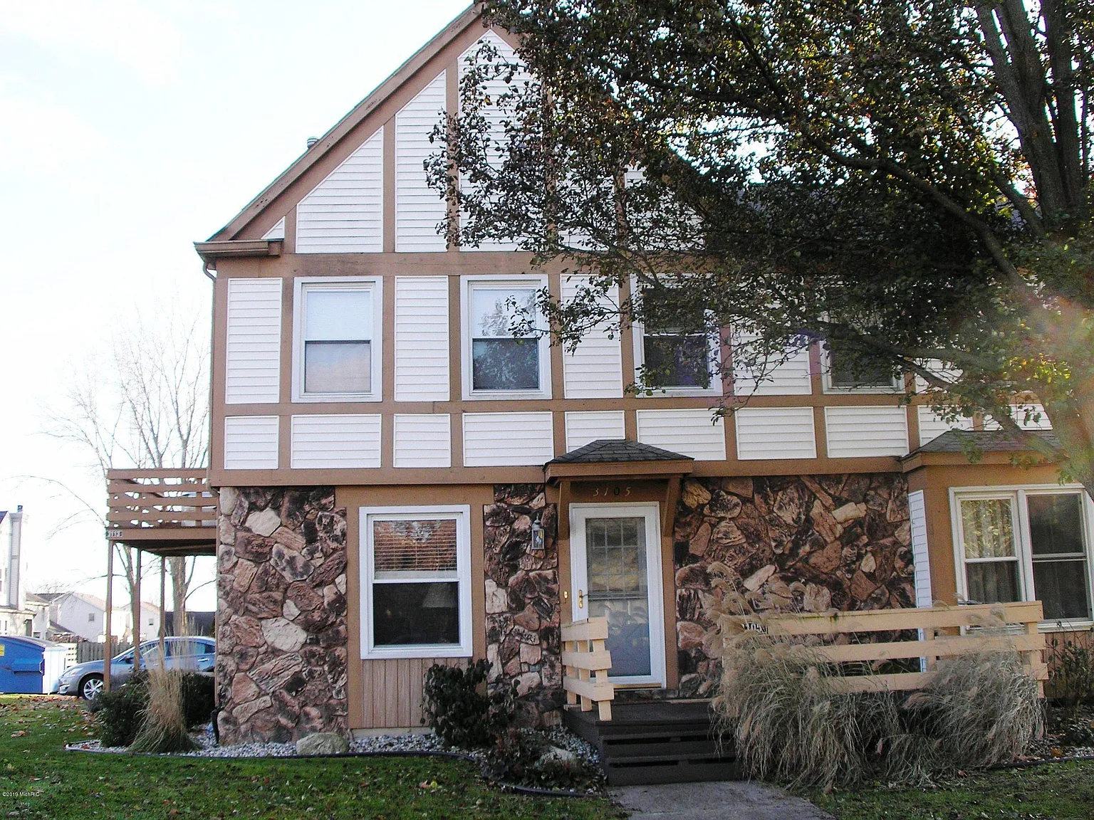 3105 Sturgeon Bay Ave photo 1