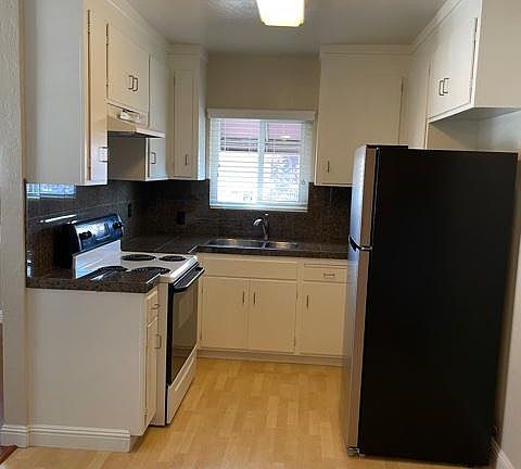 4th image of 1035 Park Ave APT 1