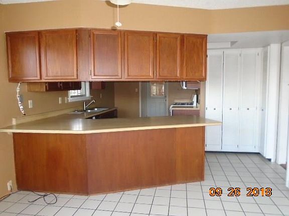 3rd image of 256 Alvarez Dr