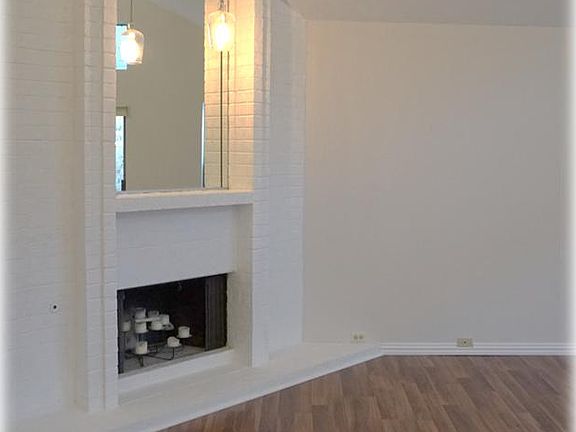 3rd image of 4212 Rosser Sq