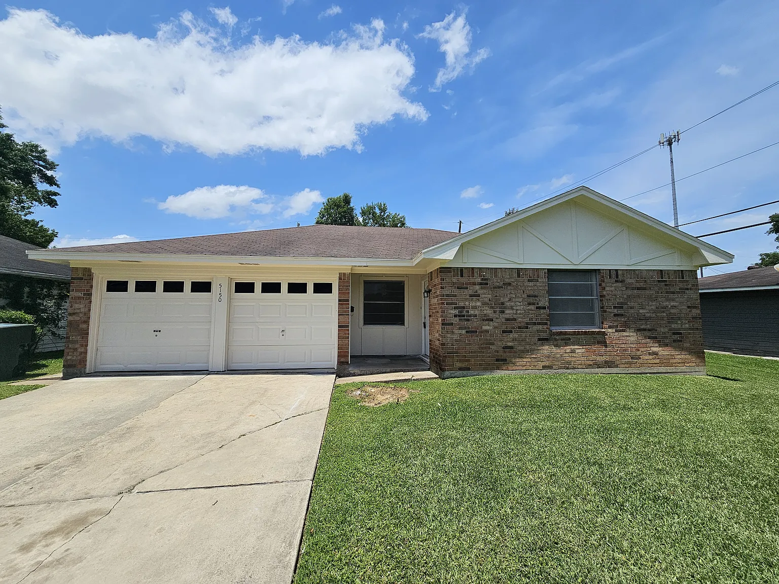 3 bed, 1201 sqft, $1,575 — Photo 1