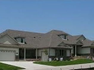 14114 Wilden Dr, Urbandale, IA 50323