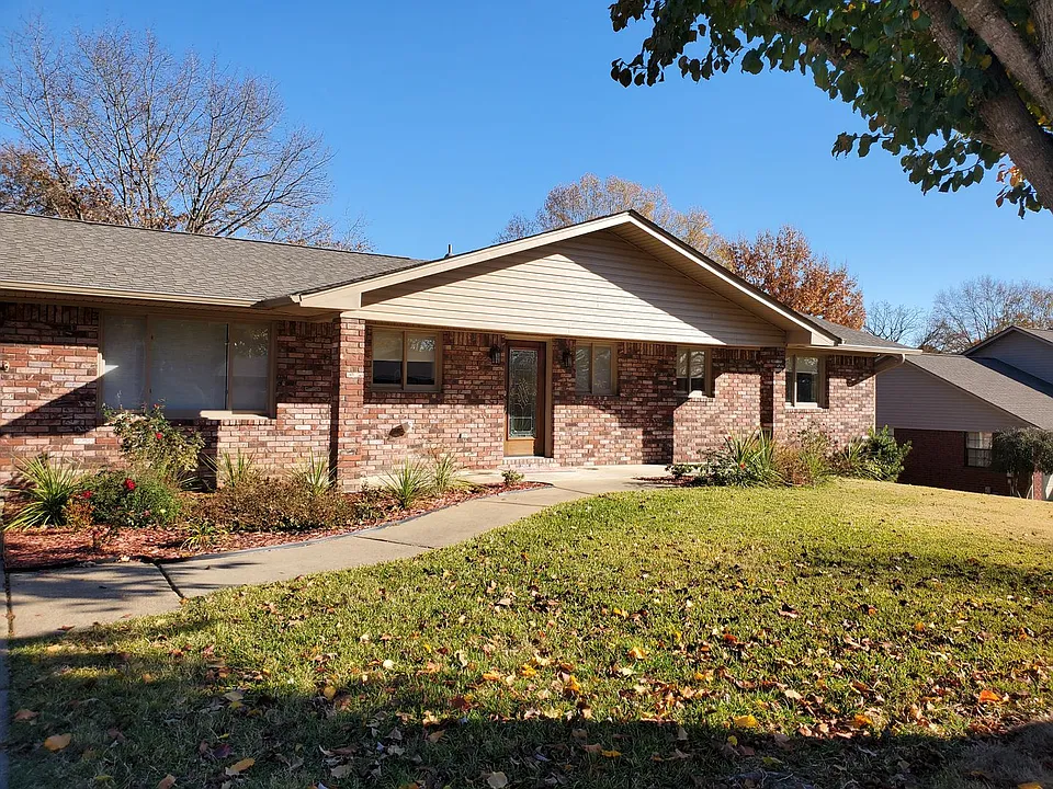 109 Jennison Sq