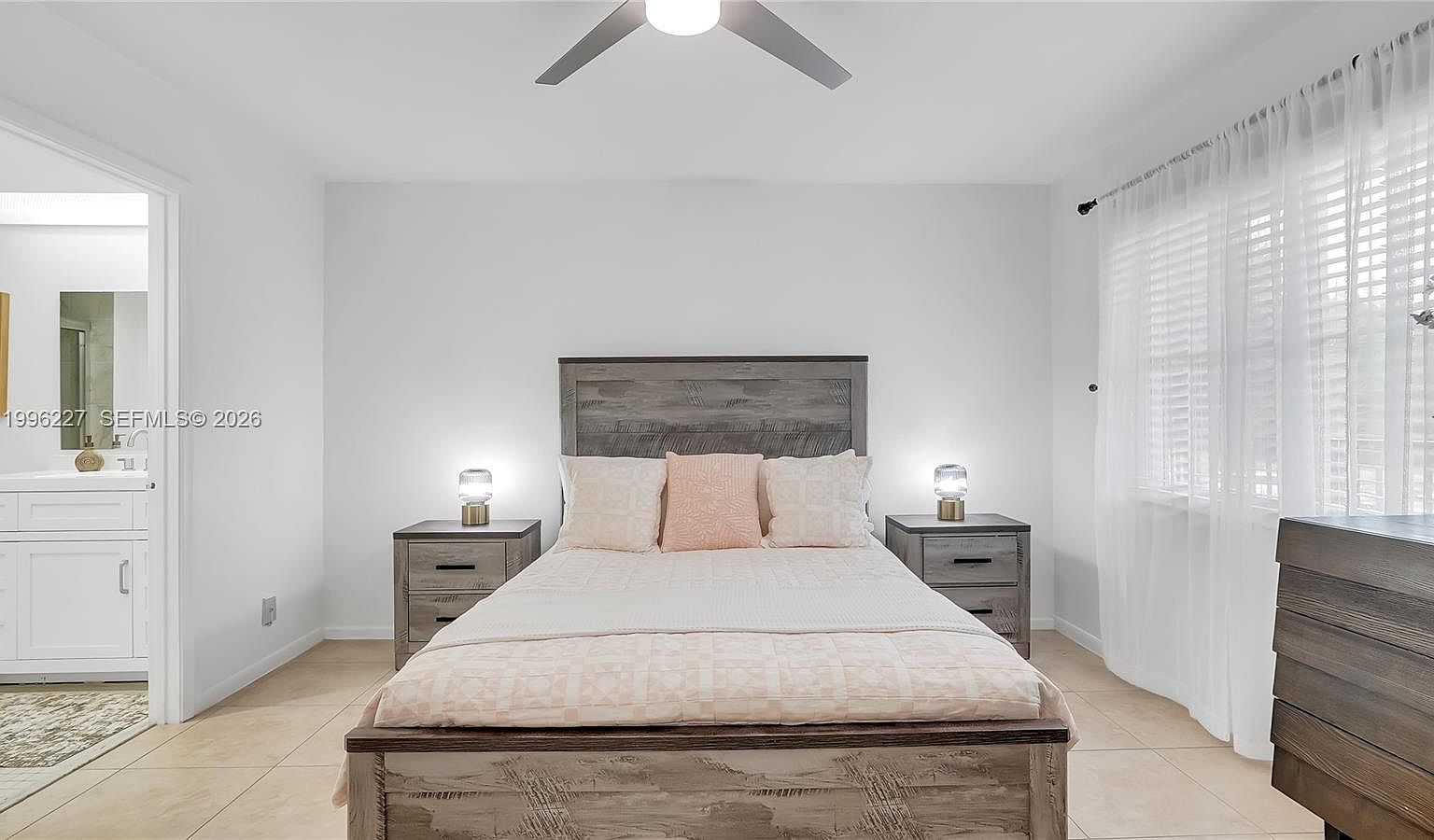 100 SW 130th Ter APT 204C