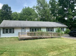 1370 Emerson Ln, Milford, OH 45150