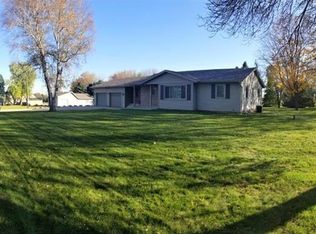 7670 210th St W, Lakeville, MN 55044
