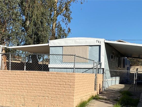 2nd image of 711 Malibu Drive #2