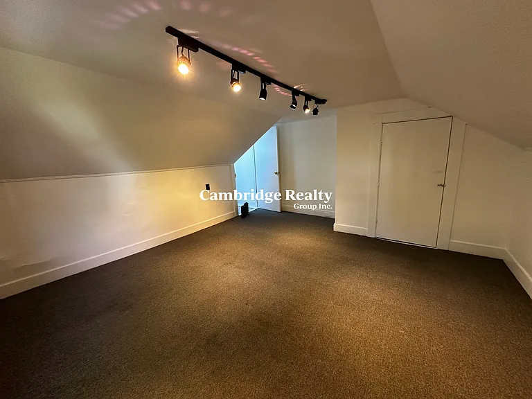 18 Tremont St #2T — Photo 13