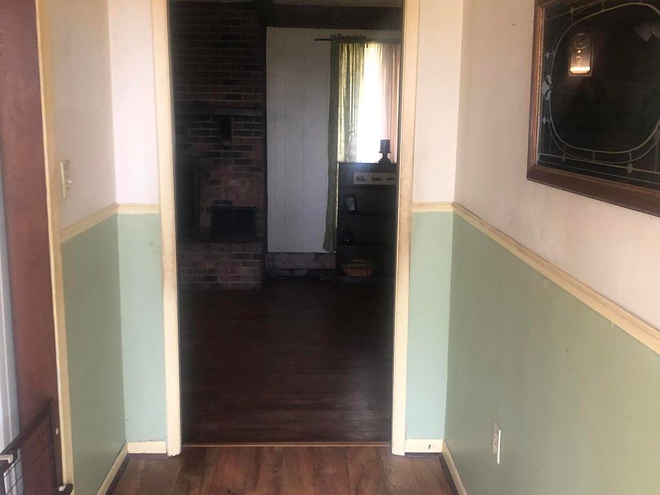 1st image of 2 Turner Loop