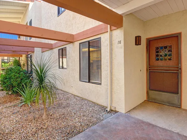 1407 N Sunrise Way Unit 18, Palm Springs, CA 92262