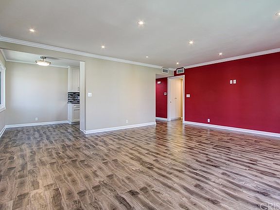 4th image of 3407 Huxley St APT 28