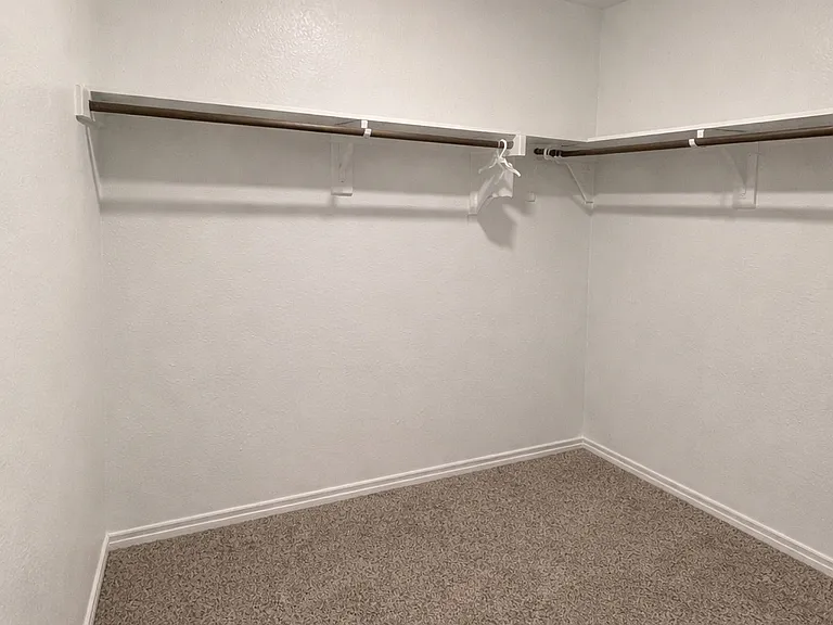 1205 Premiere Ct — Photo 14