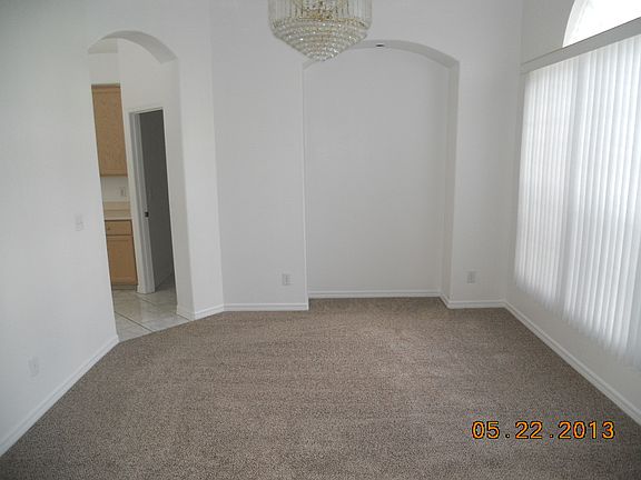 3rd image of 432 Lake Victoria Cir