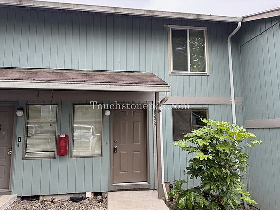 5th image of 18186 Meinig Ave #18230