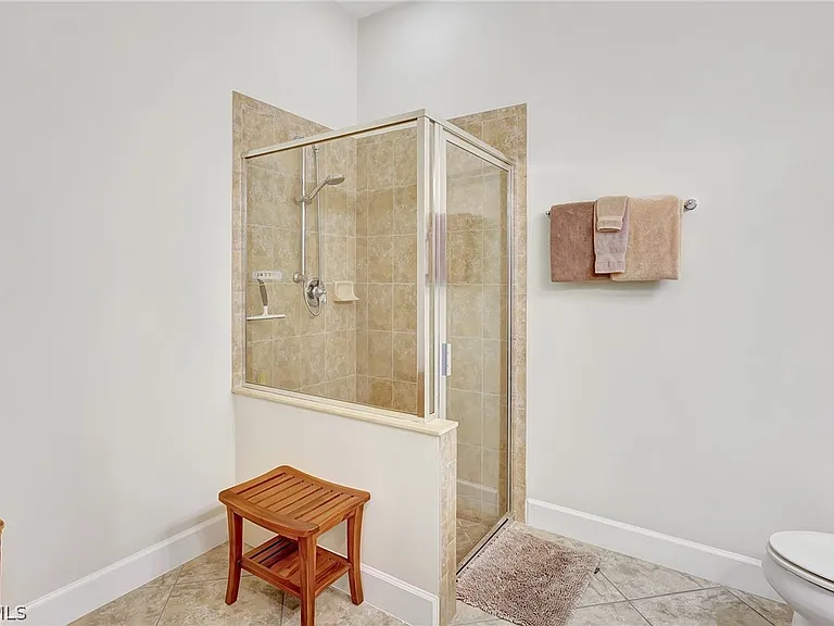 10879 Rutherford Rd — Photo 15