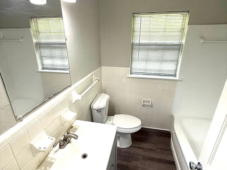 1805 Gillespie Dr — Photo 8