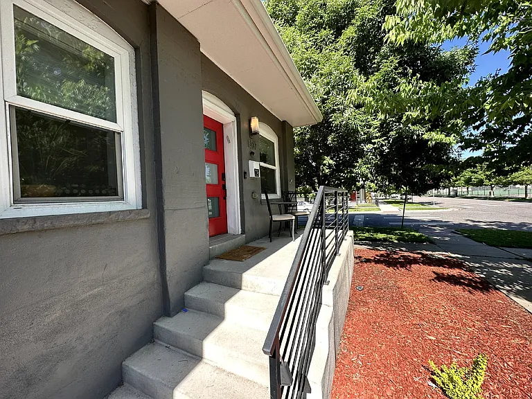 1337 E 33rd Ave — Photo 4