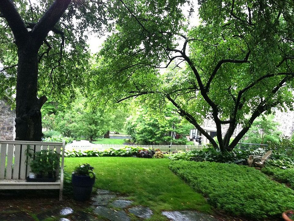 2nd image of 821 Paxinosa Ave