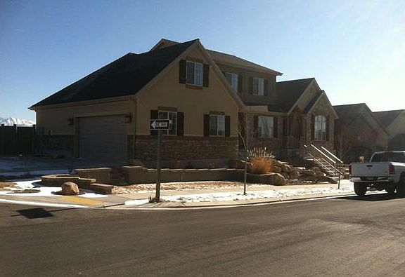 Eagle Mountain Side View