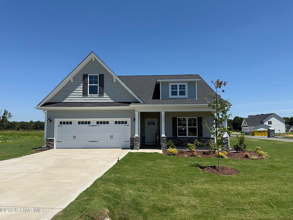 1st image of 262 Pierre Drive