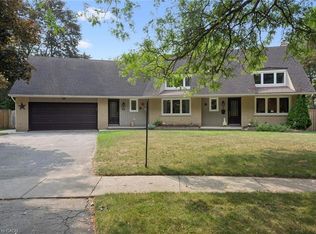 8 Berkley Pl, Guelph, ON N1E1E6
