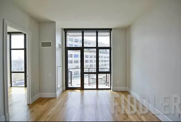 Rented by The KCI Group | media 77