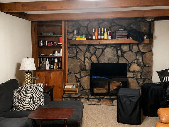 3rd image of 2384 Forest Green Dr