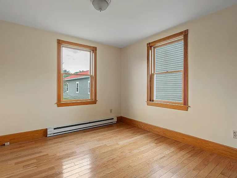 585 Walnut Hill Rd — Photo 24