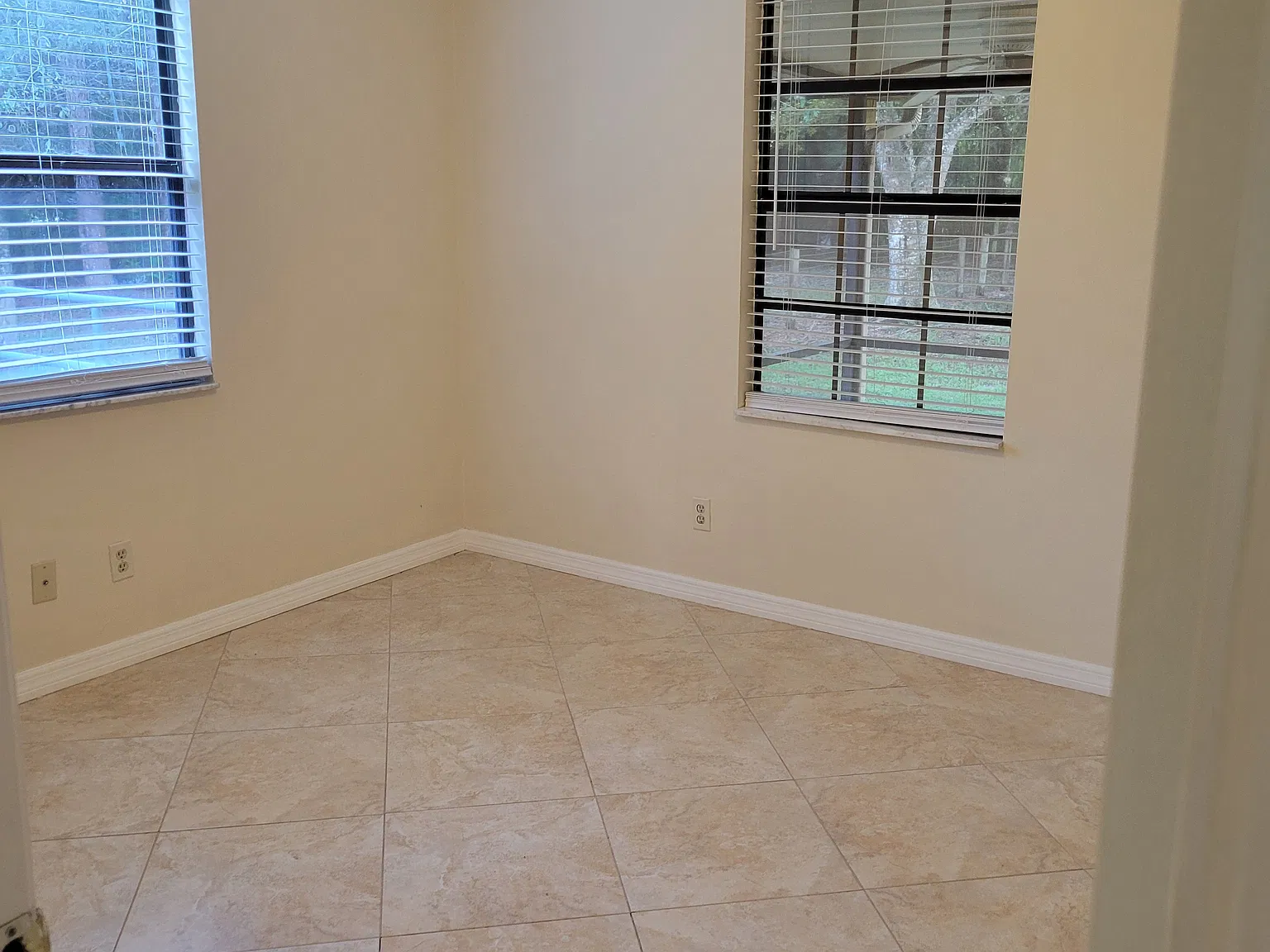 3 bed, 1265 sqft, $3,600 — Photo 4