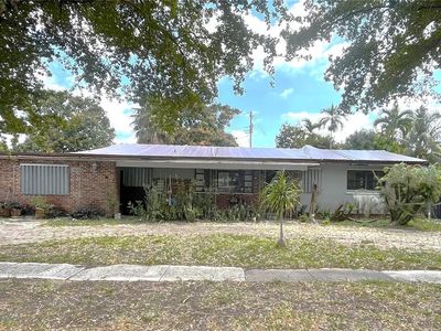 7035 W 10th Ave, Hialeah, FL, 33014