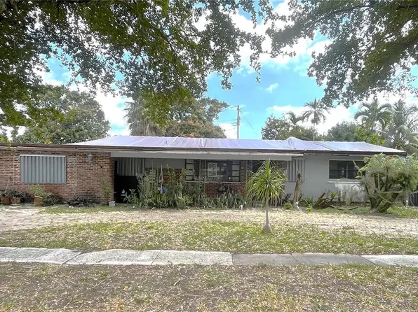 7035 W 10th Ave, Hialeah, FL 33014