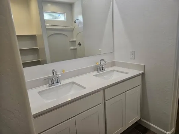 2977 E Shepperd Ave, Mesa, AZ 85212