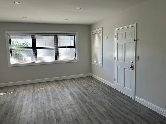 3rd image of 7926 East Dr #203