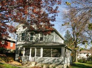 226 W 11th St S, Newton, IA 50208