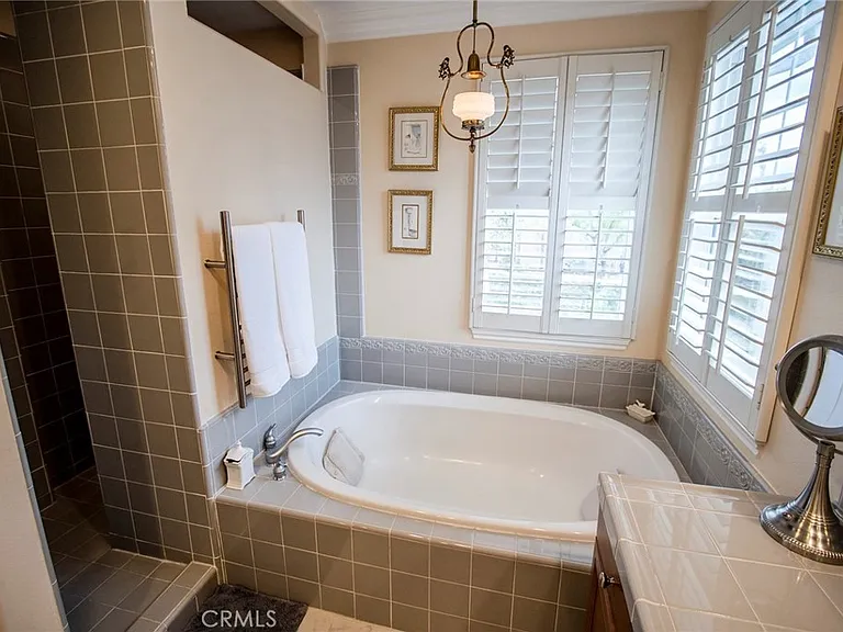 27016 Island Rd — Photo 53