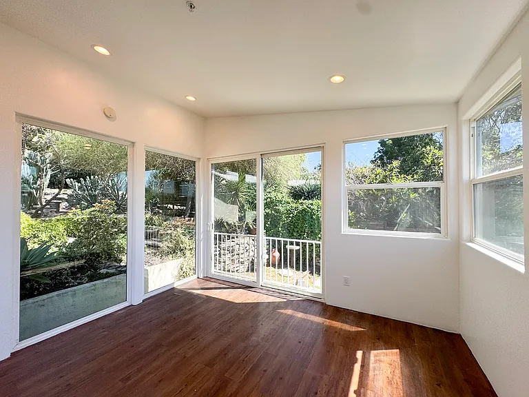 3050 Knob Dr — Photo 40