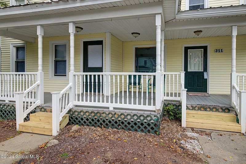 5th image of 311 Bridge Street