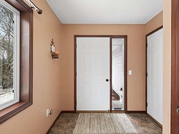 3rd image of 7338 148th Ln NW