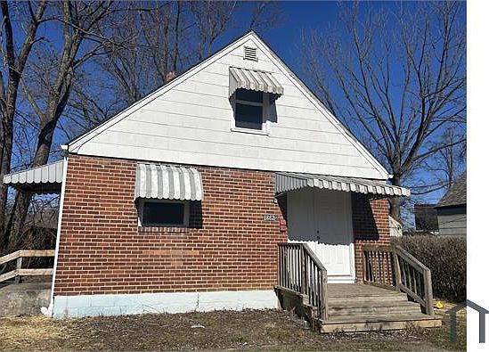 1st image of 1862 Joan Pl