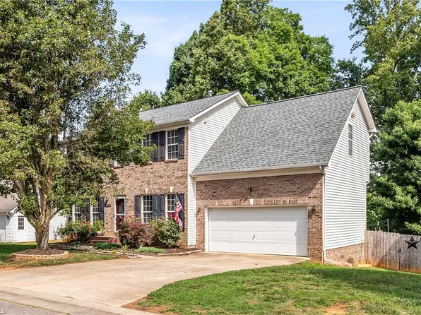 419 Rockbridge Dr, Kernersville, NC 27284
