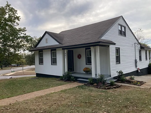 601 Broadway St, Sheffield, AL 35660