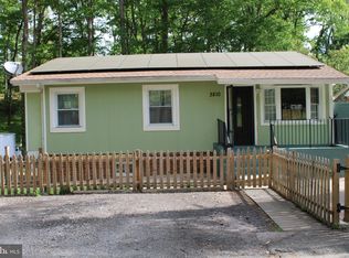 3810 Crystal Ln, Temple Hills, MD 20748
