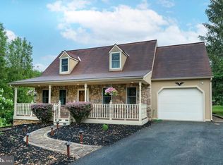 9 Orchard Ln, Conestoga, PA 17516